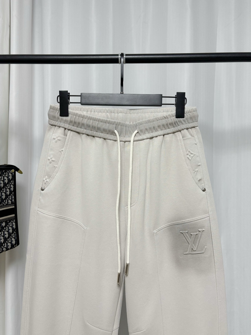 26 Washed black sweatpants