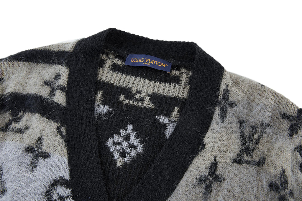 26 Mohair knitted jacquard cardigan