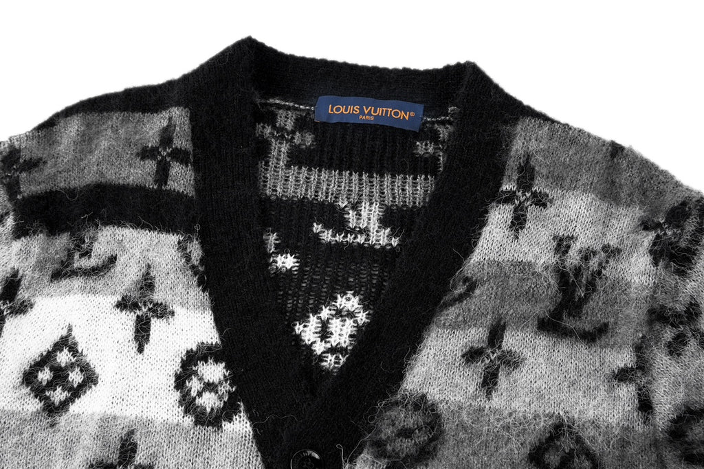 26 Mohair knitted jacquard cardigan