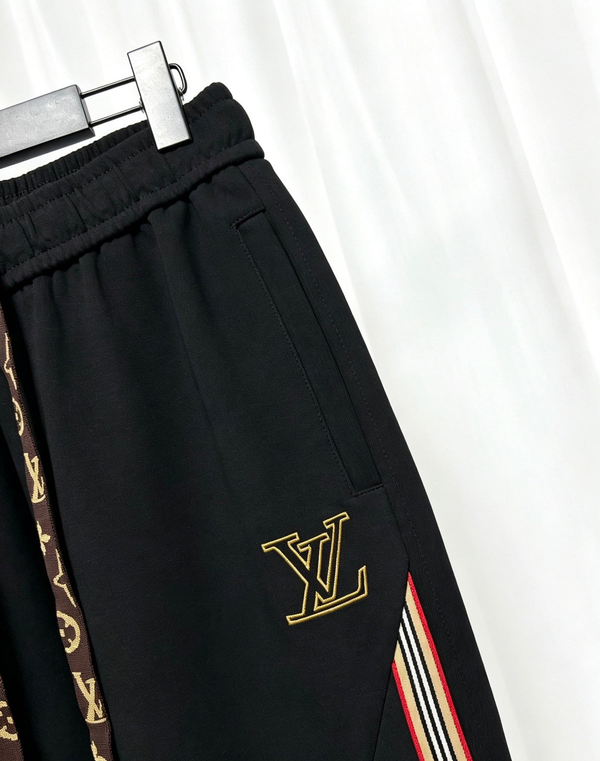 26✨ Men's casual straight leg sweatpants