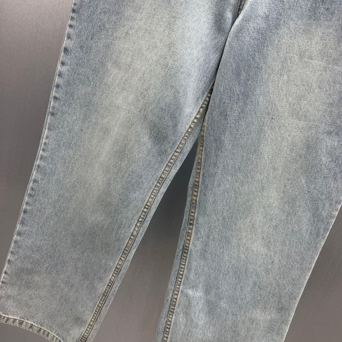 26 Skateboard denim pants