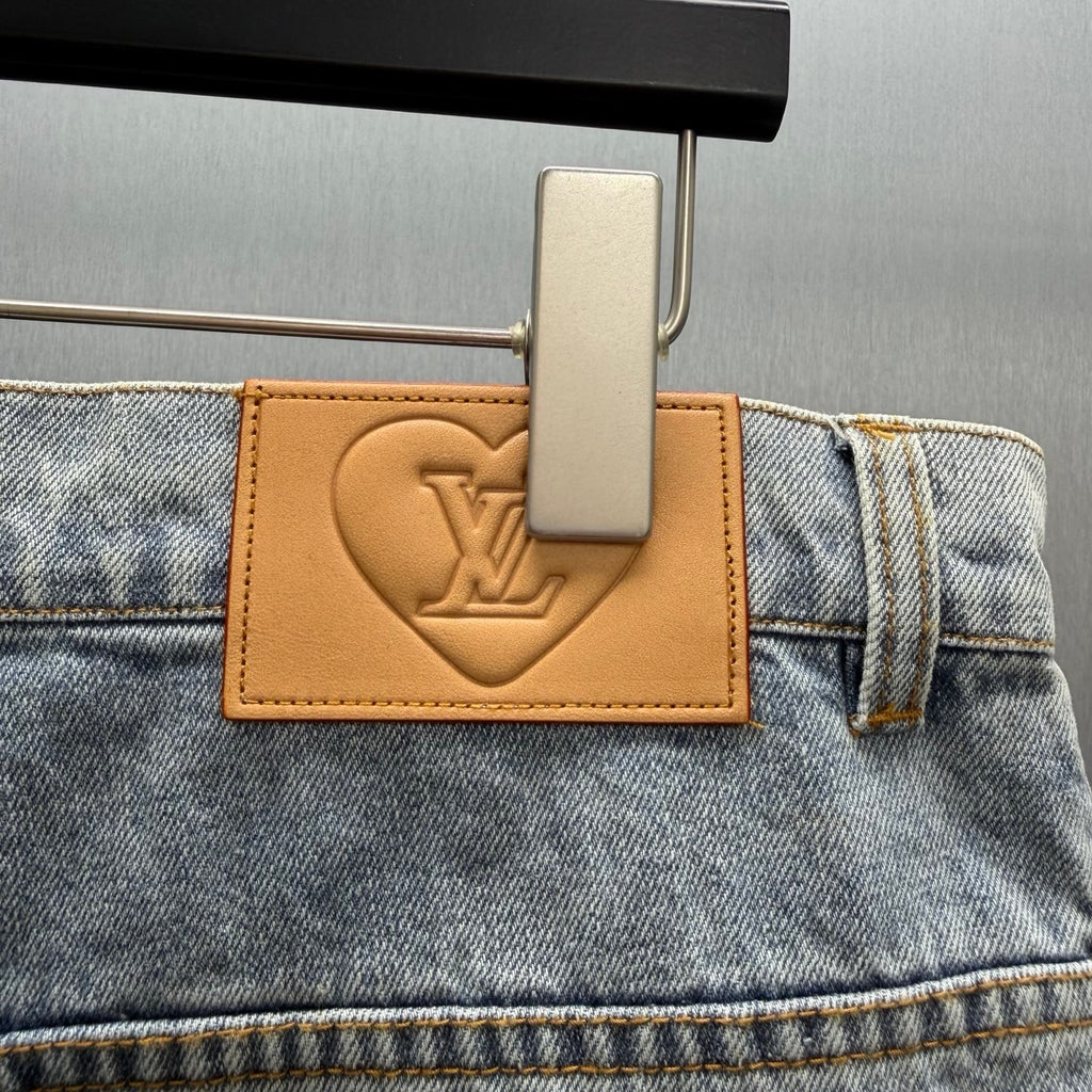 26 Skateboard denim pants