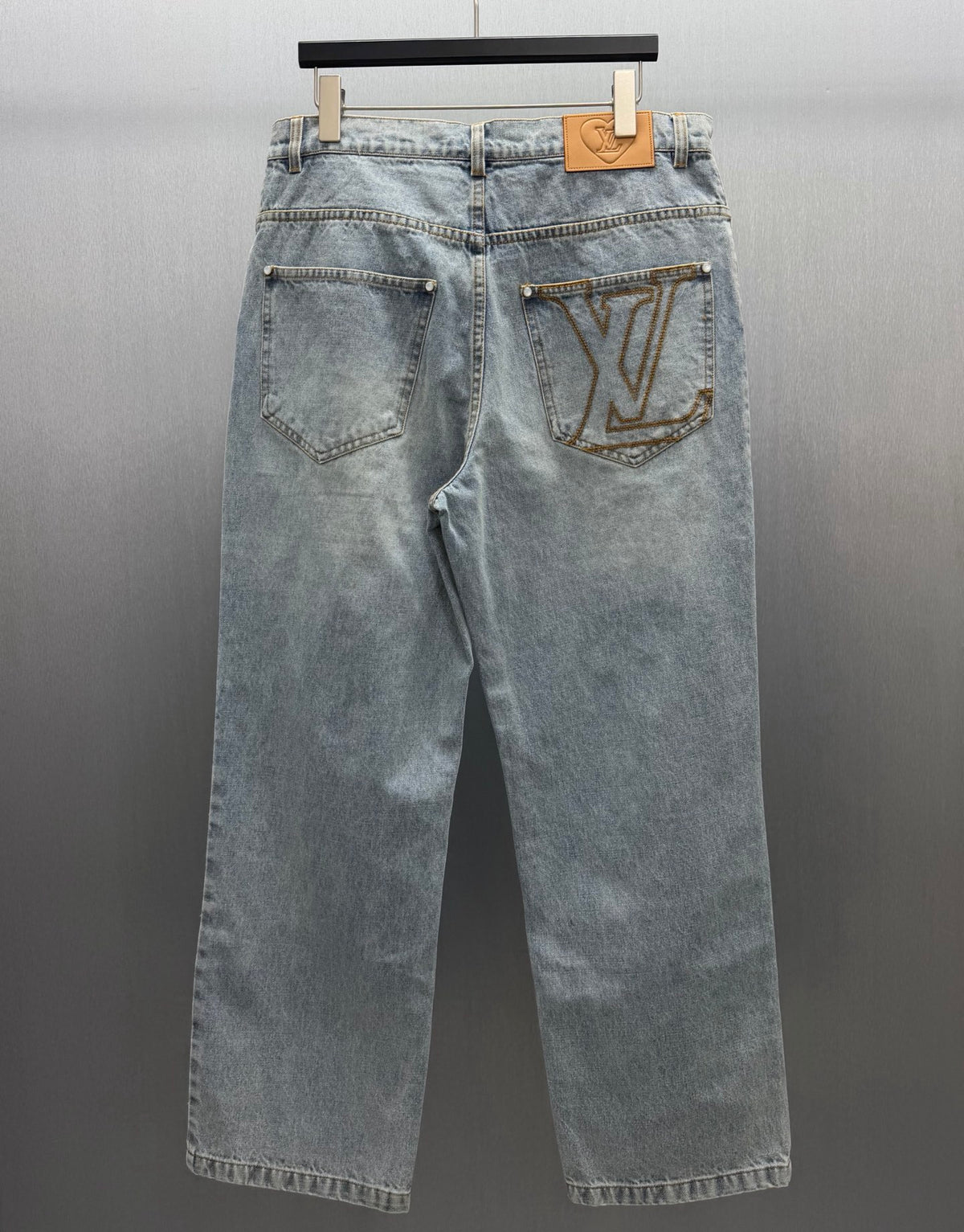 26 Skateboard denim pants
