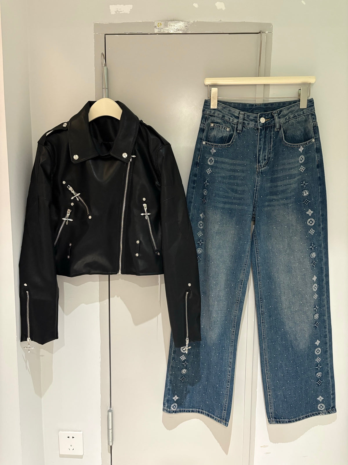 Design sense heavy zipper short leather jacket