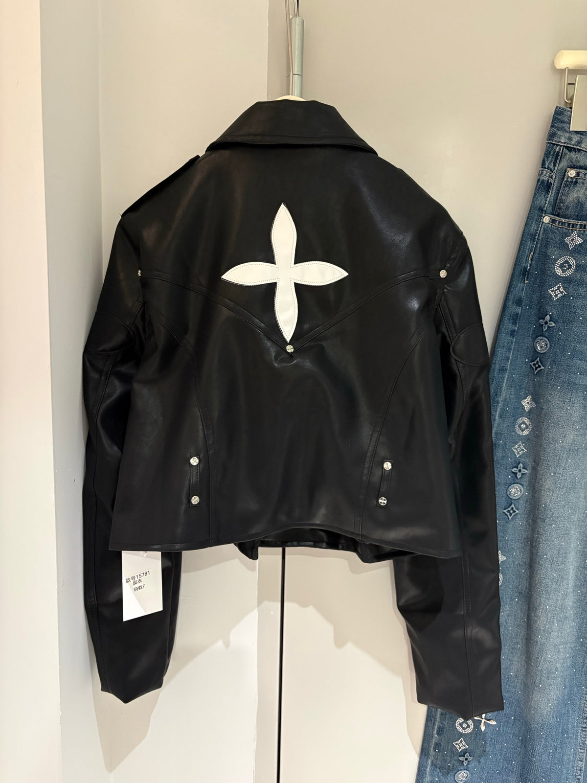Design sense heavy zipper short leather jacket