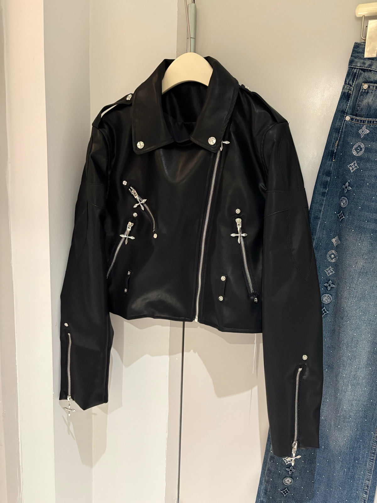 Design sense heavy zipper short leather jacket