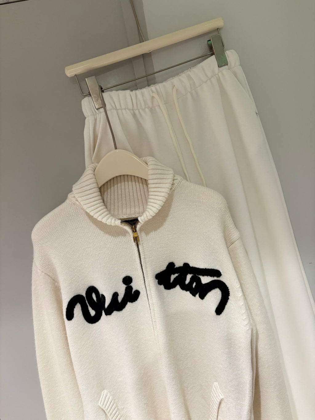 Small lapel letter jacquard knitted cardigan