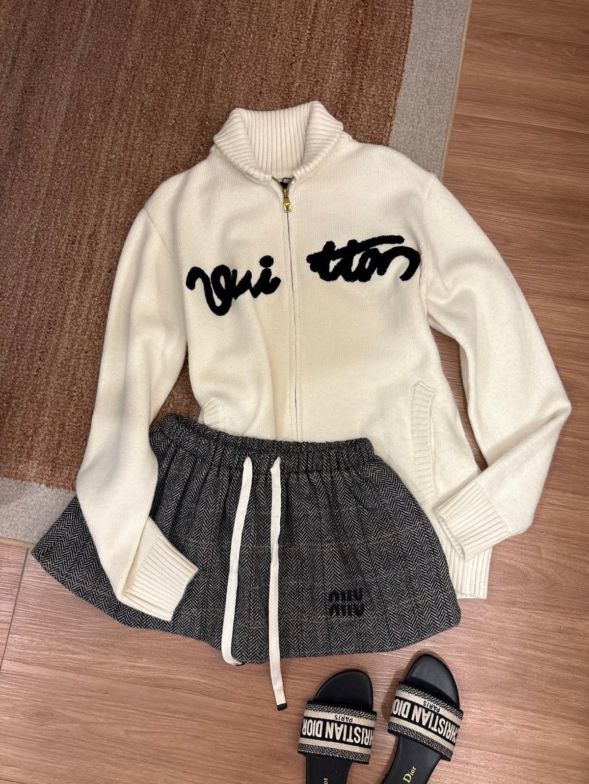 Small lapel letter jacquard knitted cardigan