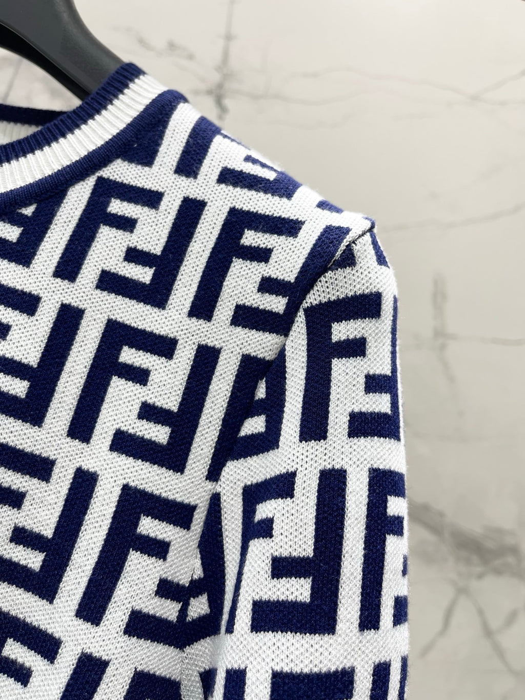 New retro classic vintage floral printed knit sweater