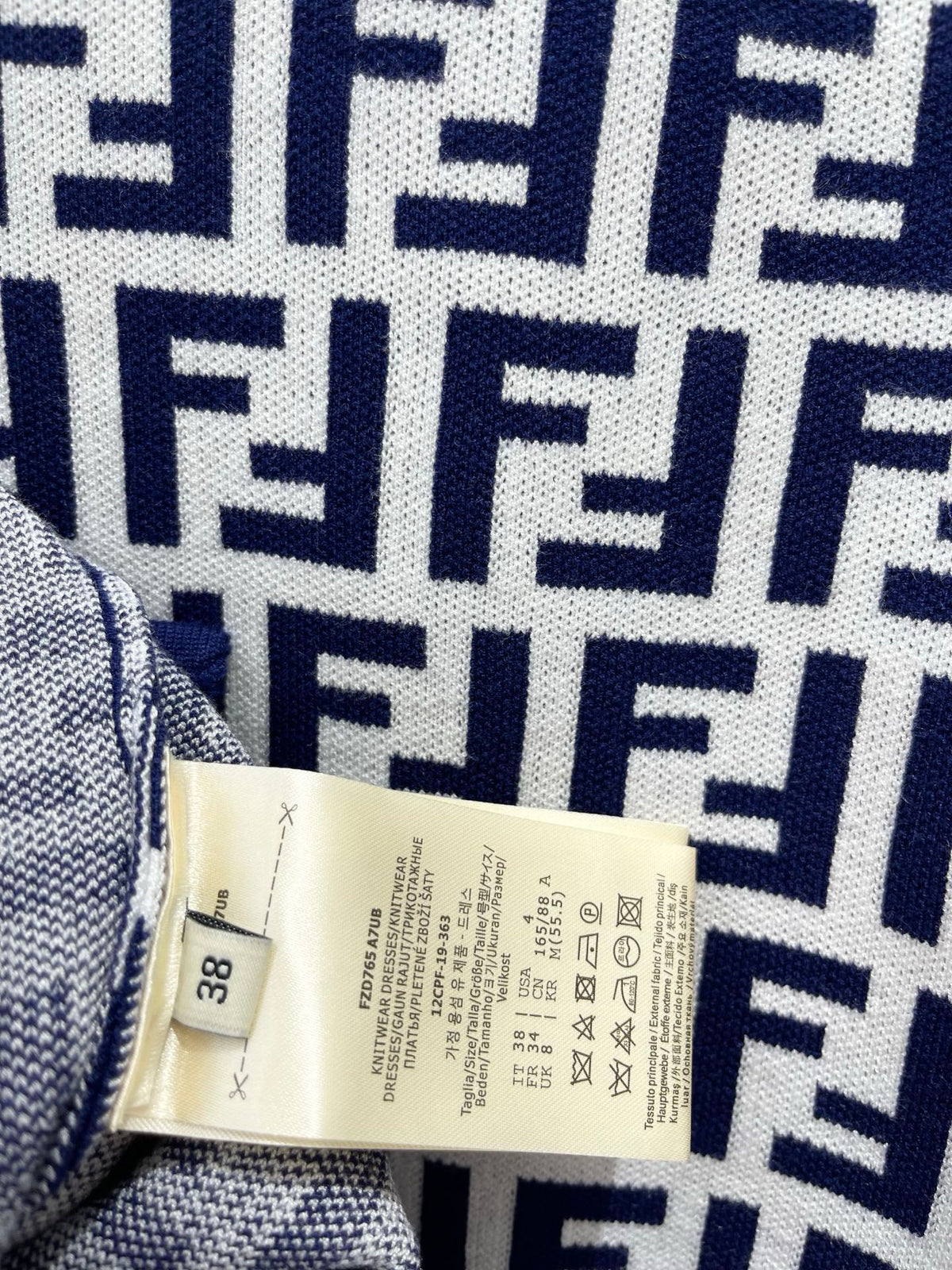 New retro classic vintage floral printed knit sweater